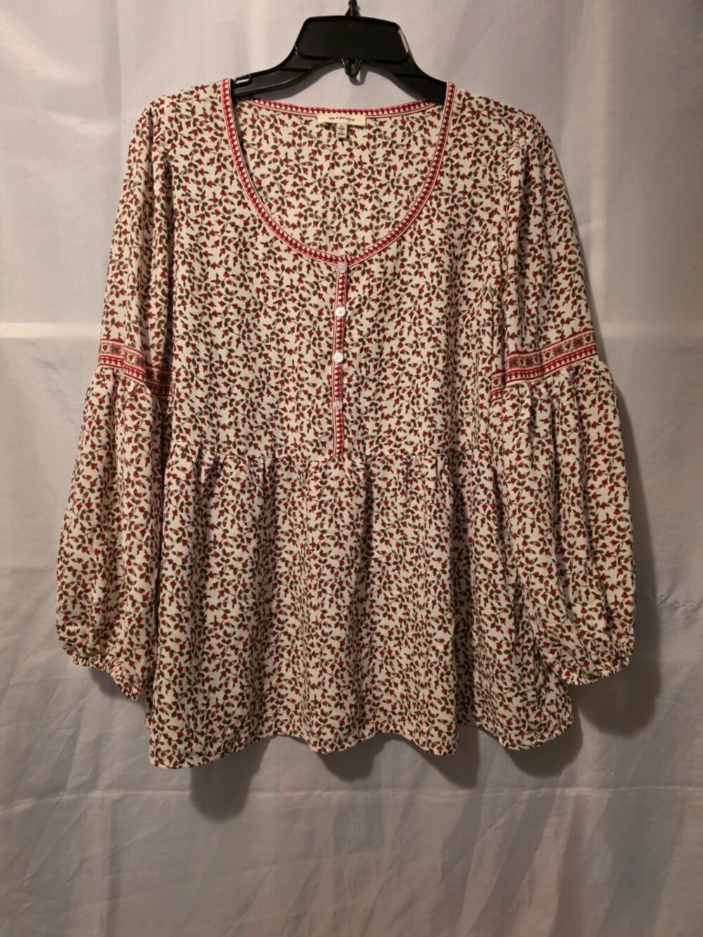 Women's Max Studio Blouse, Size Large, Red Flowers, 100% Polyester